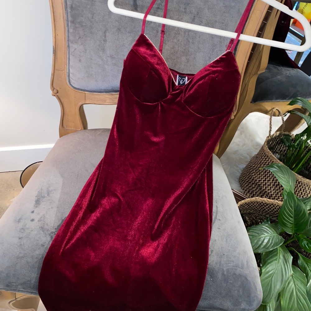 Red Velvet - Picture 2 of 2